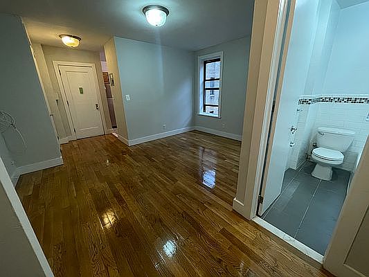 4th image of 35-41 34th St #3B