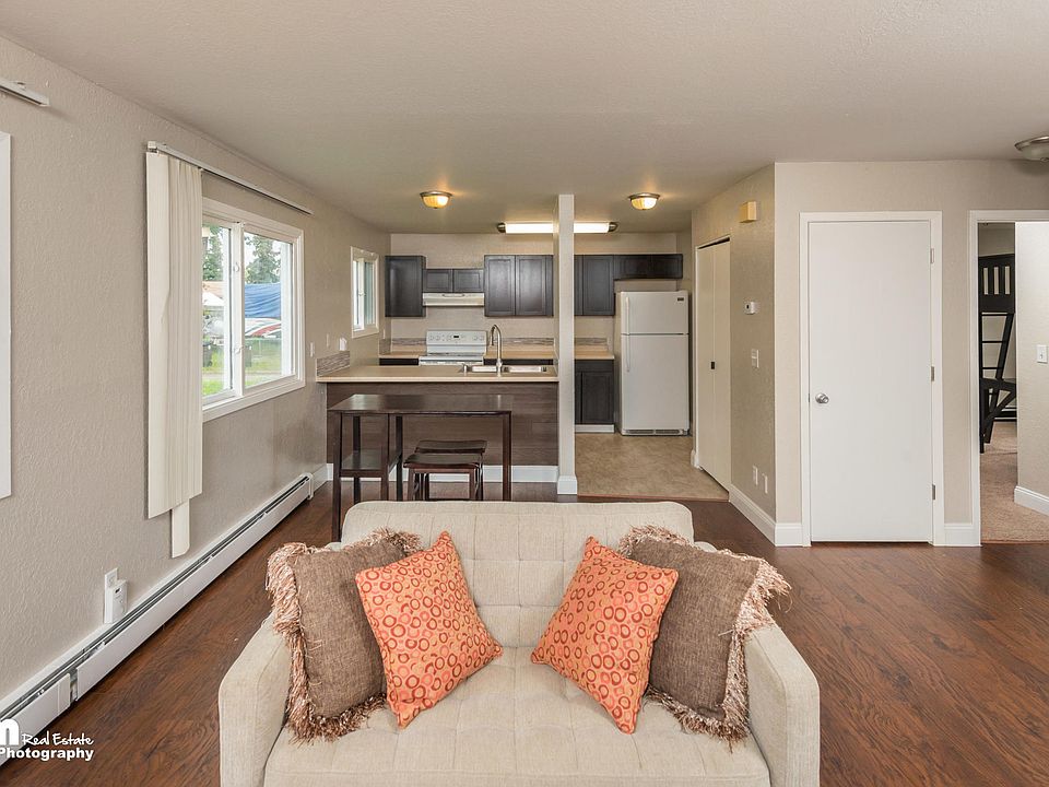 2nd image of 1125 Nelchina St APT 2