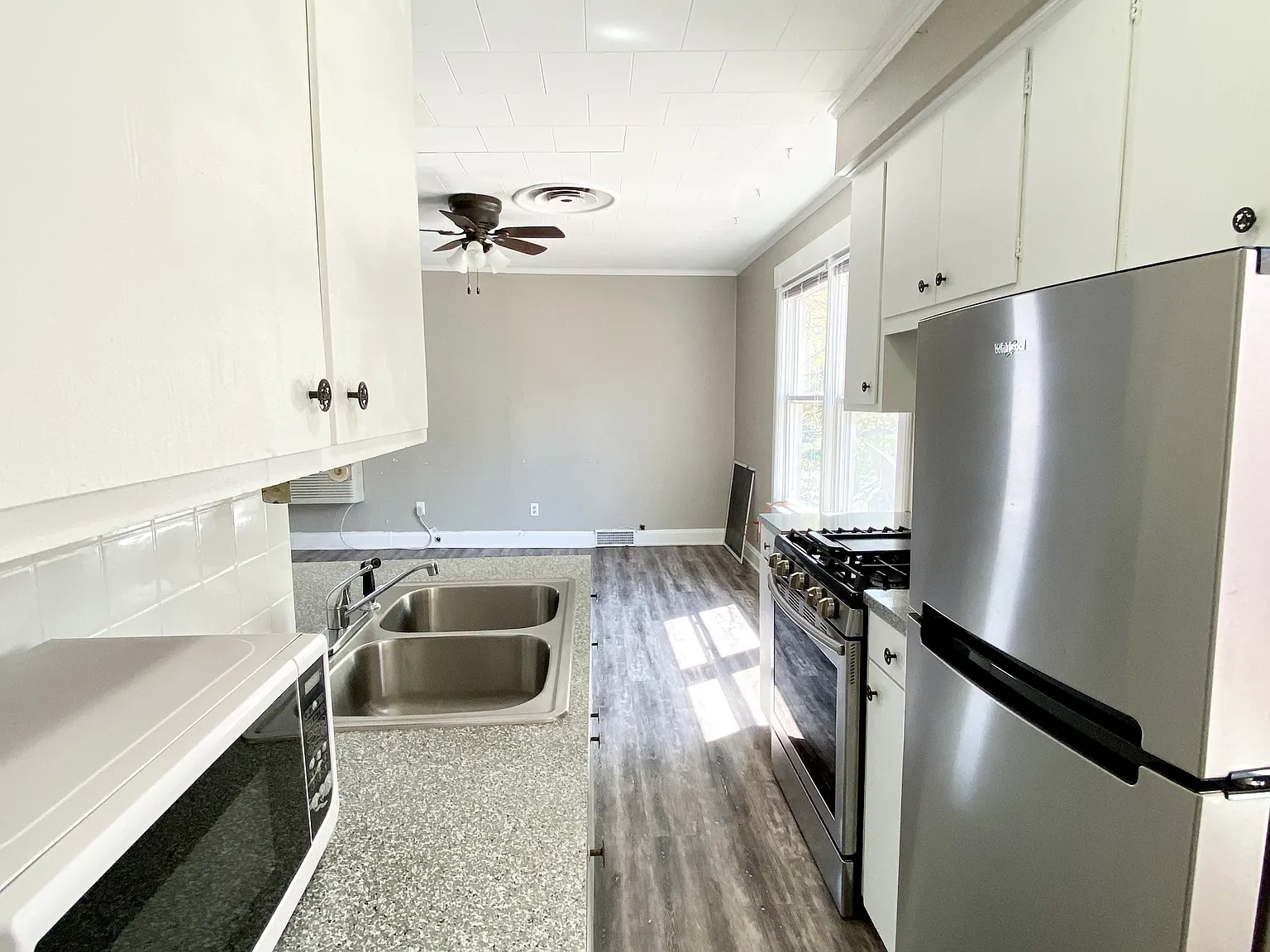 Studio apartment — Photo 4