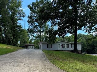 596 Holland Woods Dr, Wilkesboro, NC 28697