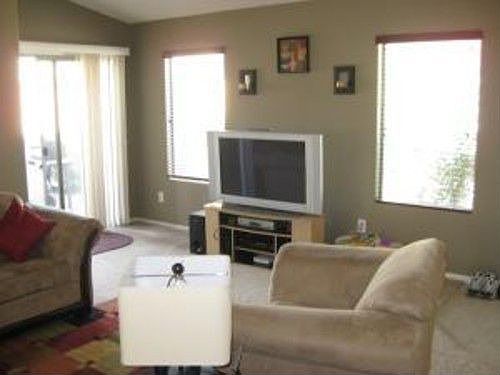 3rd image of 1590 E Jeanne Ln