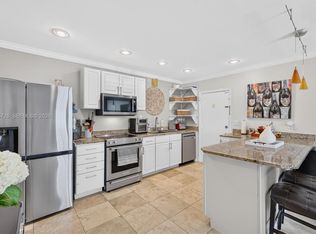 2220 NE 68th St APT 1012, Fort Lauderdale, FL 33308