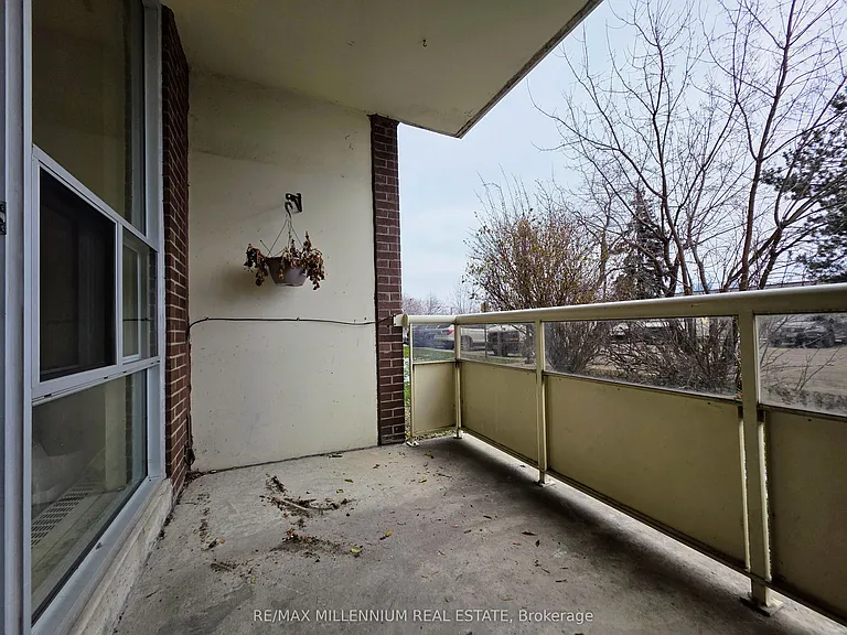 175 Hilda Ave #102 — Photo 12