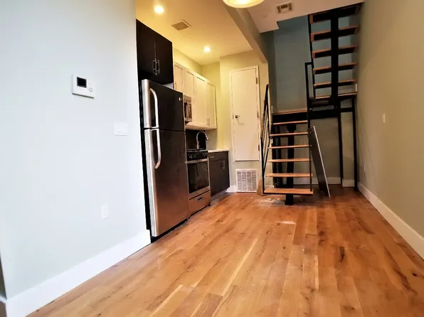 875 Greene Ave #3, Brooklyn, NY 11221