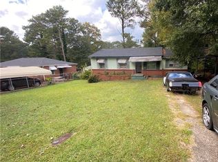 684 Parkdale Dr, Scottdale, GA 30079