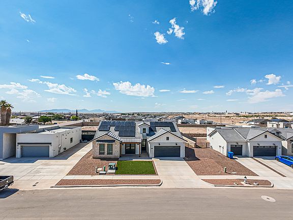 2nd image of 805 Mormon Tea Dr