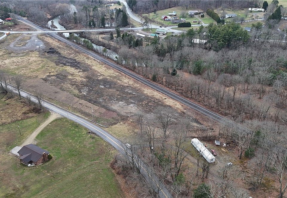 1st image of Along Robertsville Rd