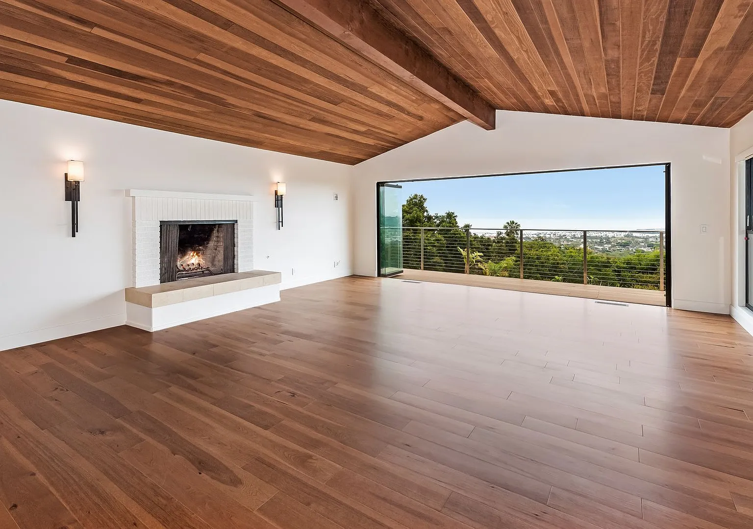 Exquisite Riviera Retreat w/ Ocean View — Photo 3