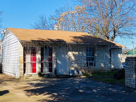 3rd image of 4215 Pensacola Ct