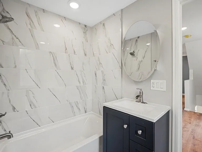 317 Anthony St — Photo 14