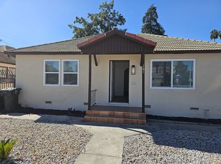 157 E Latham Ave, Hemet, CA 92543