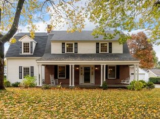 6 Yale Rd, Andover, MA 01810