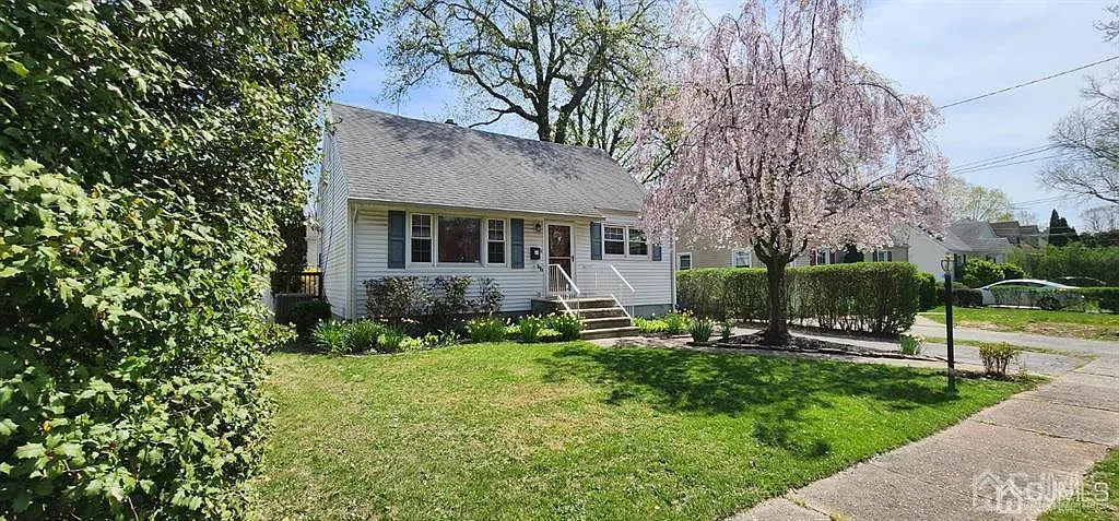 40 Carpenter Pl photo 1