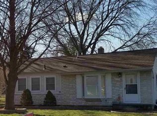 23770 Lynnhurst St, Macomb, MI 48042