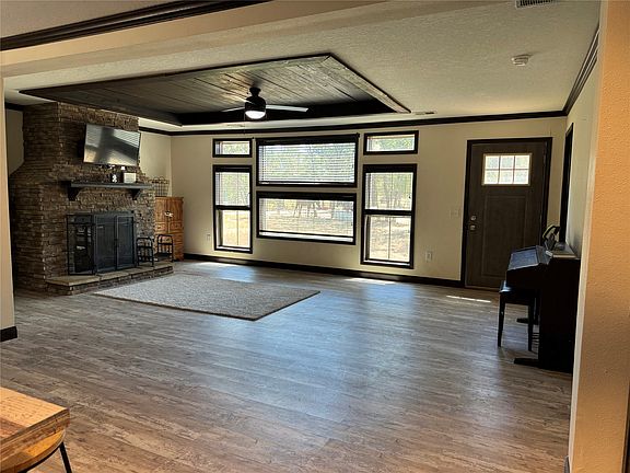 2nd image of 121 Industrial Rd