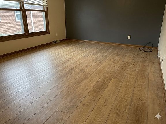 4th image of 117 Kilps Ct W #119