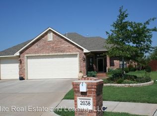 2038 Tall Grass Cir, Edmond, OK 73012