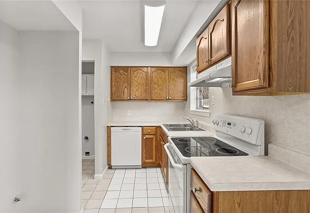 4917 Wabash St #A — Photo 5