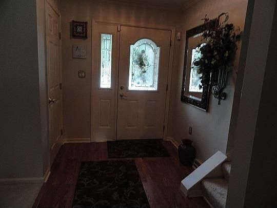 3rd image of 671 Oak Knoll Dr