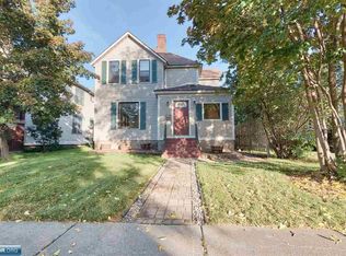 504 S 5th Ave, Virginia, MN 55792