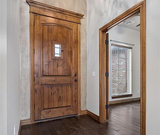 5th image of 24995 Tanglewood Dr