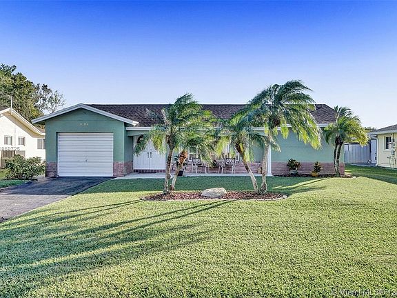 4th image of 8106 NW 106th Ave