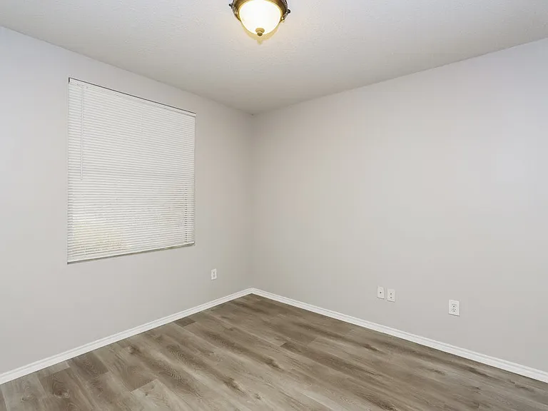 816 Bessemer Dr — Photo 17