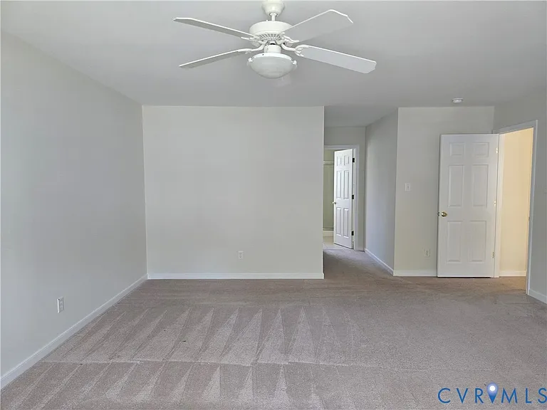 9521 Pine Trails Ct — Photo 22