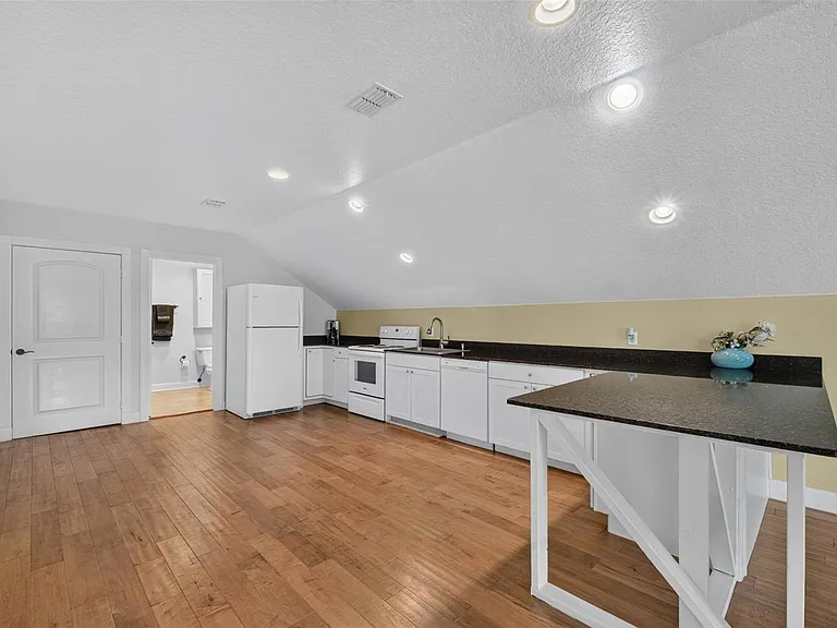 13336 W Lake Yale Rd #1 — Photo 2