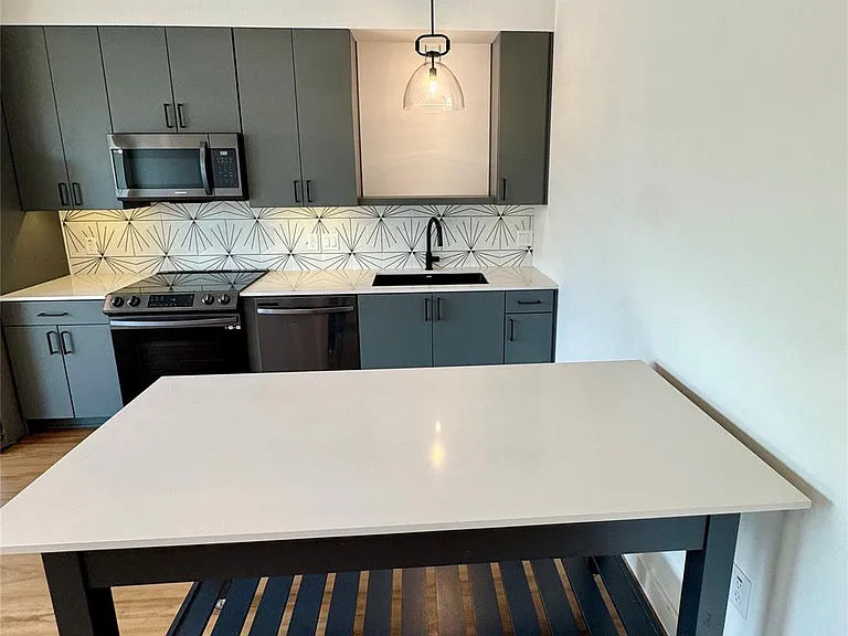 2165 Gabriels Pl #1111 — Photo 5
