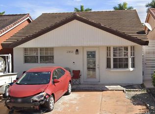 11453 NW 88th Ave, Hialeah Gardens, FL 33018