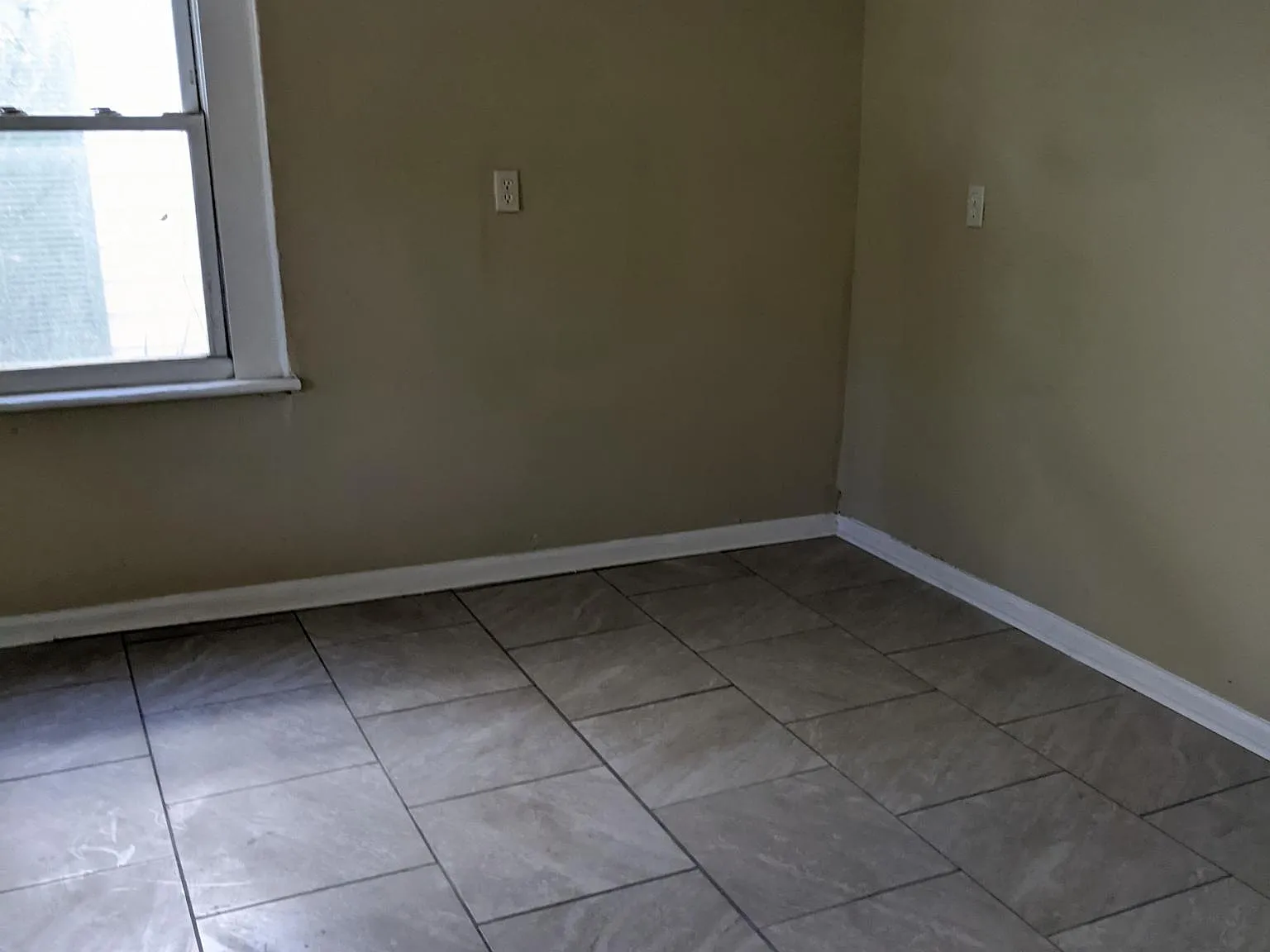 3 bed, 1265 sqft, $1,150 — Photo 3