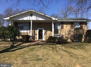 2302 Beacon Hill Rd, Alexandria, VA 22306