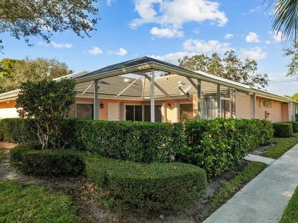 903 Sun Terrace Court, Palm Beach Gardens, FL 33403