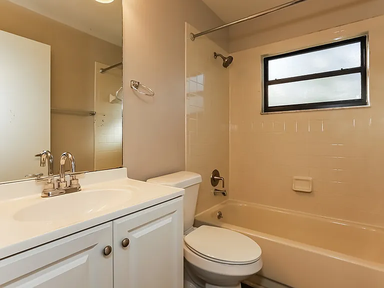 11504 Smokethorn Dr — Photo 14