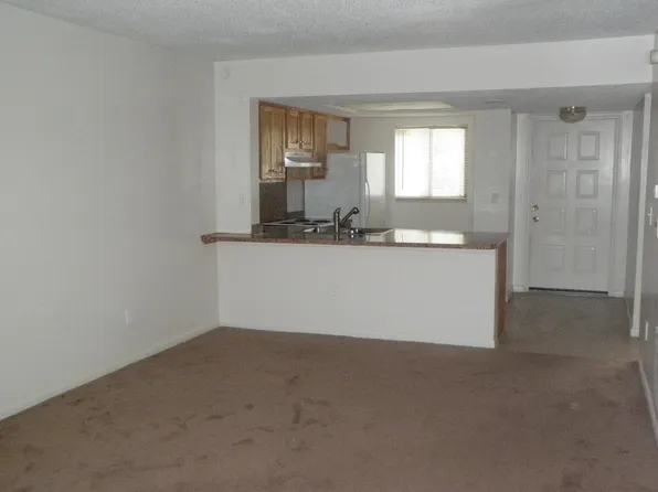 2182 Bees Ferry Rd, Charleston, SC