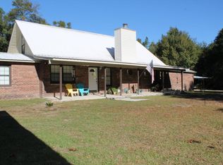 1537 Highway 90 W, Holt, FL 32564