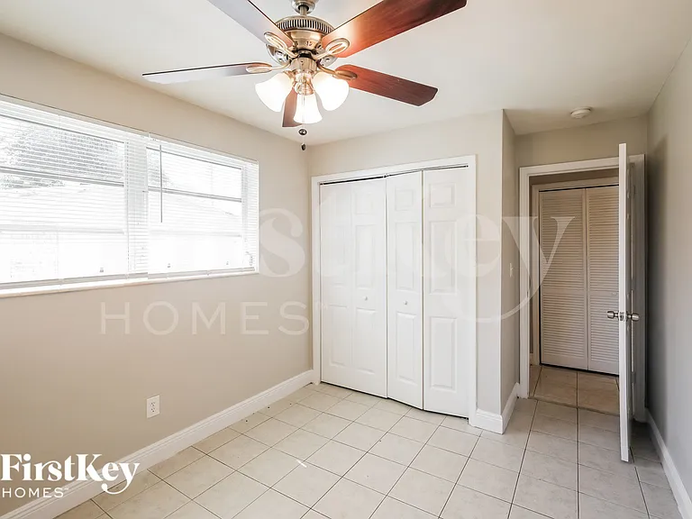 2261 NW 172nd Ter — Photo 10