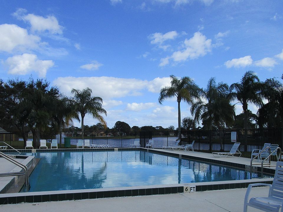 2nd image of 155 Village Cir