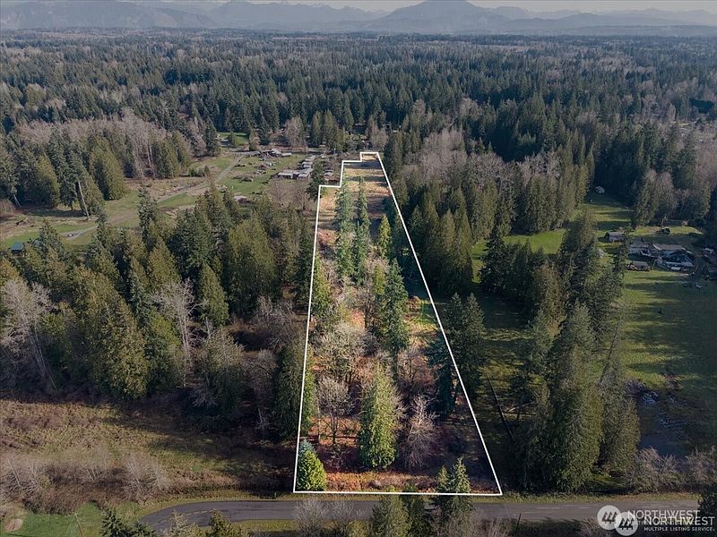 4th image of 11212 87th Avenue NE