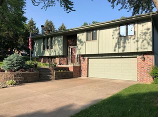 1311 S 166th St, Omaha, NE 68130