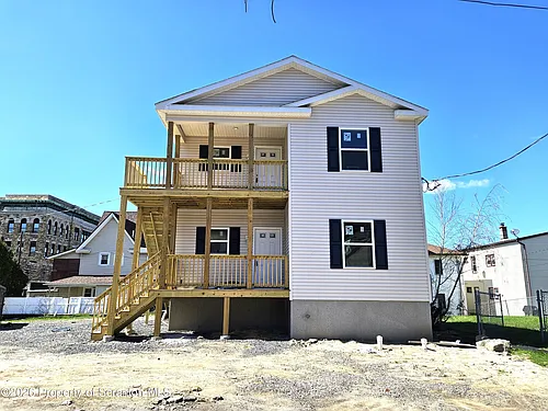 609 E Gibson St #1 Photo 1