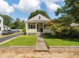 51 Staples Ave, Warwick, RI 02886