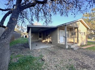 8661 Whartons Dock Rd, Bandera, TX 78003