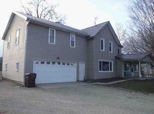 9884 Warner Rd, Carson city, MI 48811