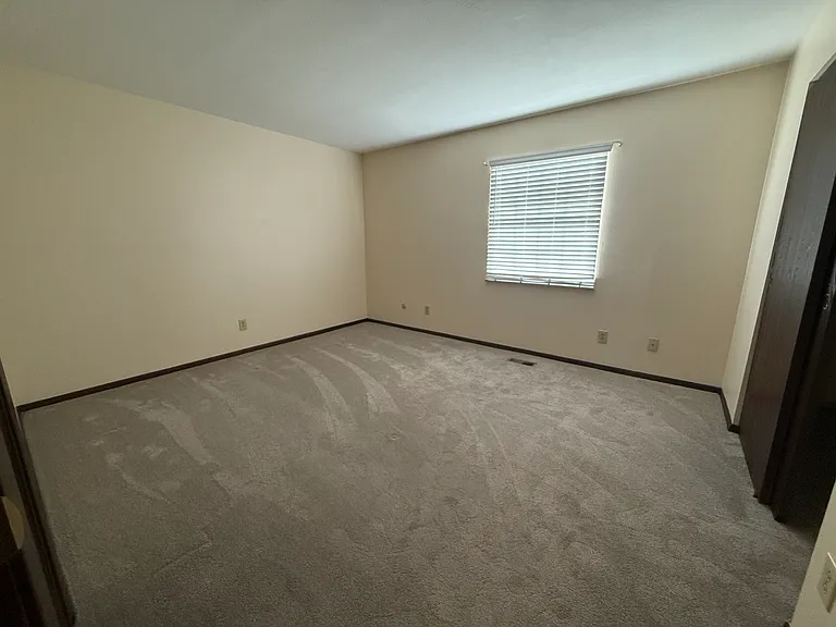 7773 Sterling Pl — Photo 14