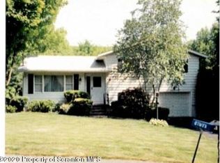 700 Salisbury Rd, Clarks Summit, PA 18411