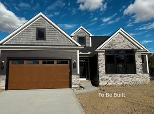 34286 Brookside Ln, North Ridgeville, OH 44039