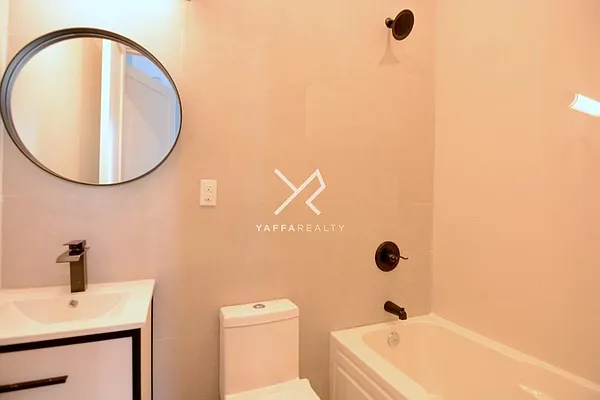 Rented by Yaffa Realty LLC | media 19