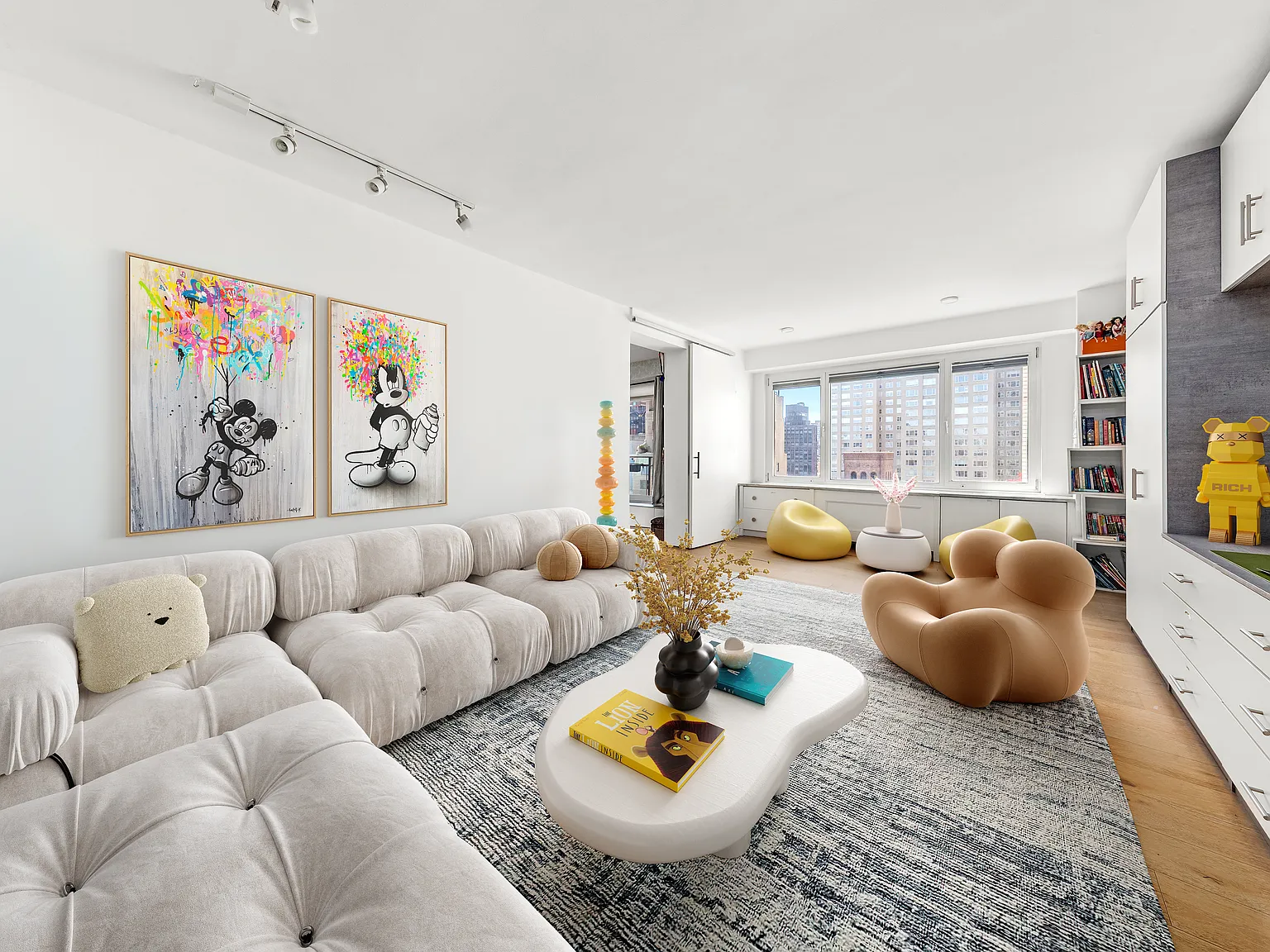 303 East 57th Street — Photo 1